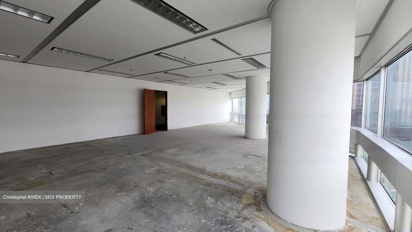 Gateway West (D7), Office #469335971